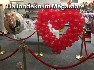 Ballondeko mit Luftballons in Hannover