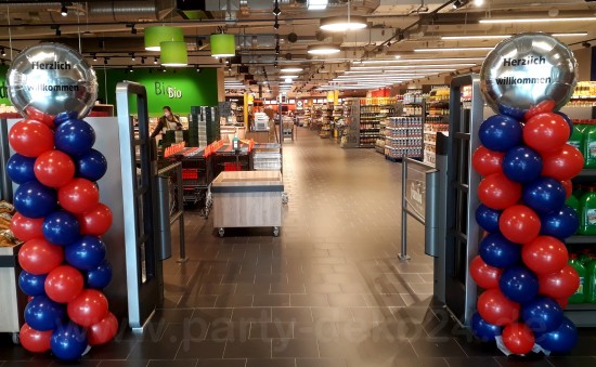 Marketing zur Eröffnung: Begrüßung der Kunden mit Ballonsäulen Marketing zur Eröffnung: Begrüßung der Kunden mit Ballonsäulen