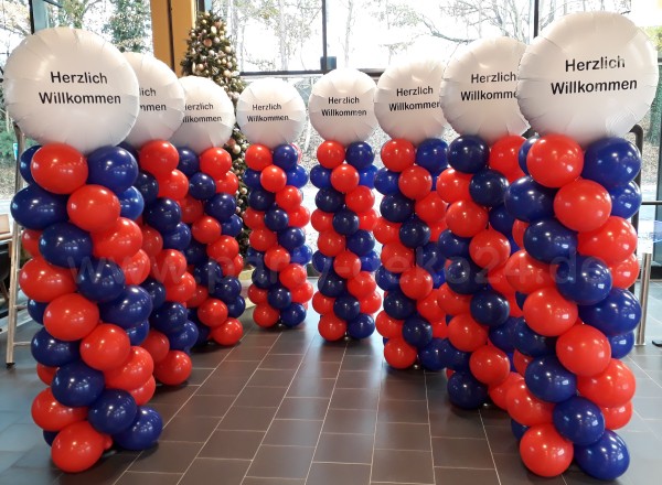 Auffällige Werbeaktion zur Neueröffnung Auffällige Werbeaktion zur Neueröffnung