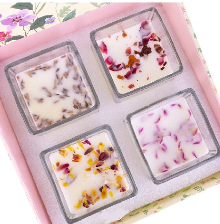 Duftkerze mit Blüten, 1 Stück