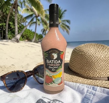 Mangaroca Batida Strawberry Pina Colada Kiss